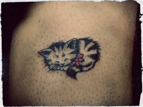 sleepy_kitty_tattoo